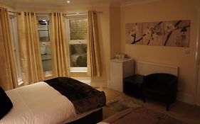 Sapphire Hotel London